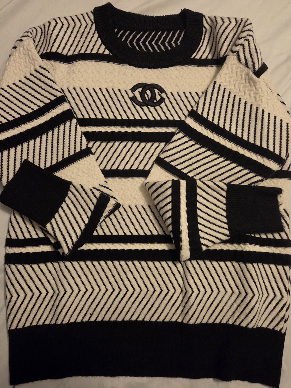 Geometric Knit Sweater in Black & White